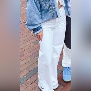 White wide leg zara jeans